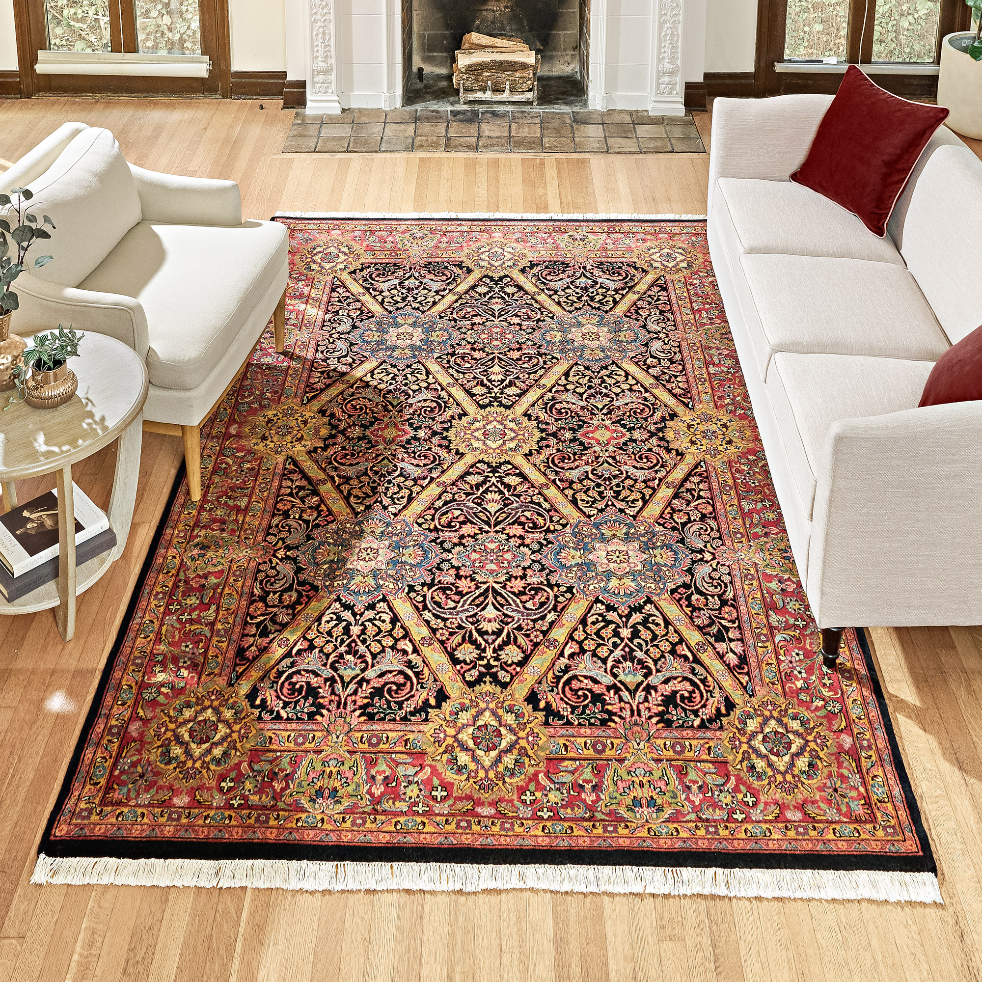 Montacute Hand Knotted Rug Collection, Clarion Black